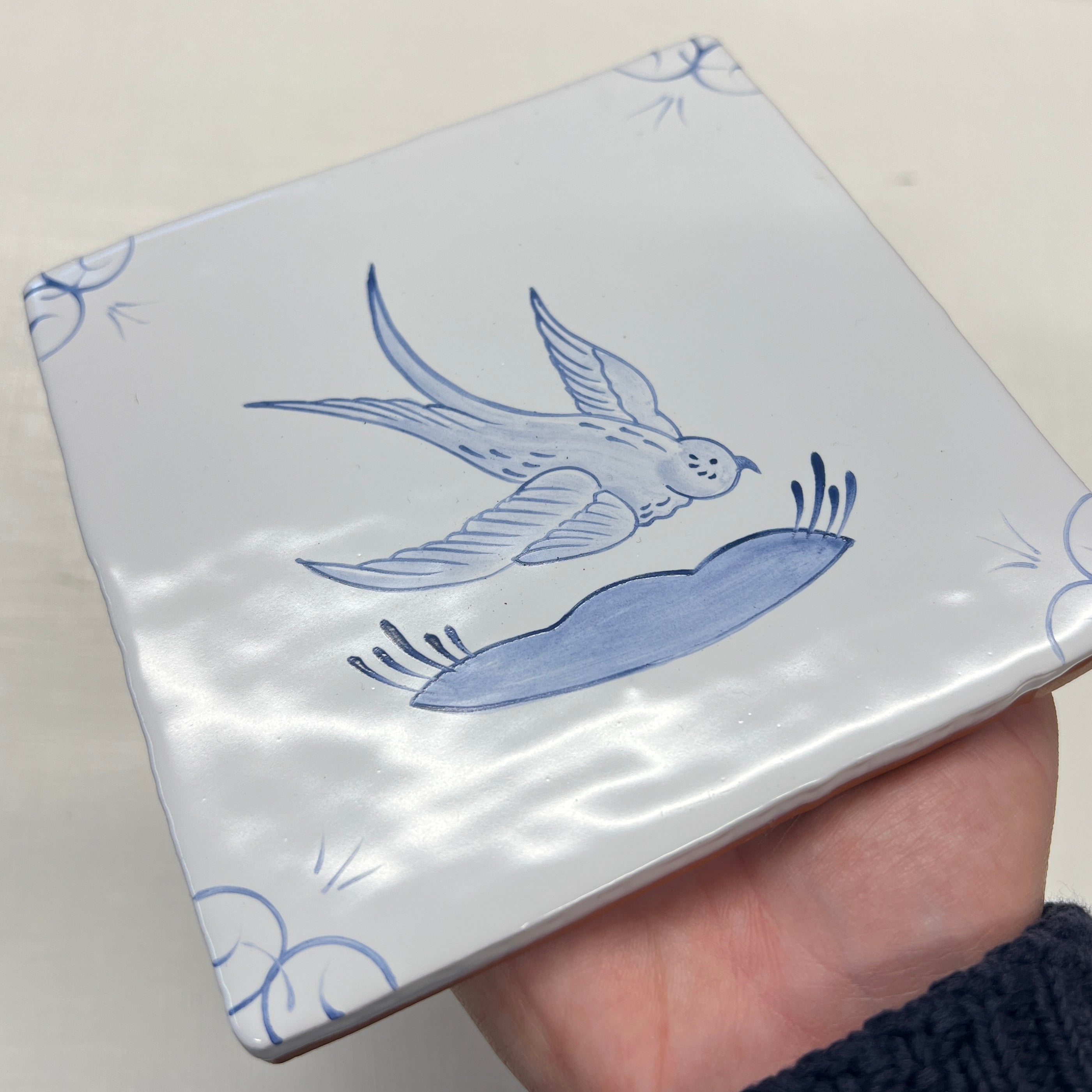 Seconds - English Delft Swallow on Cornish