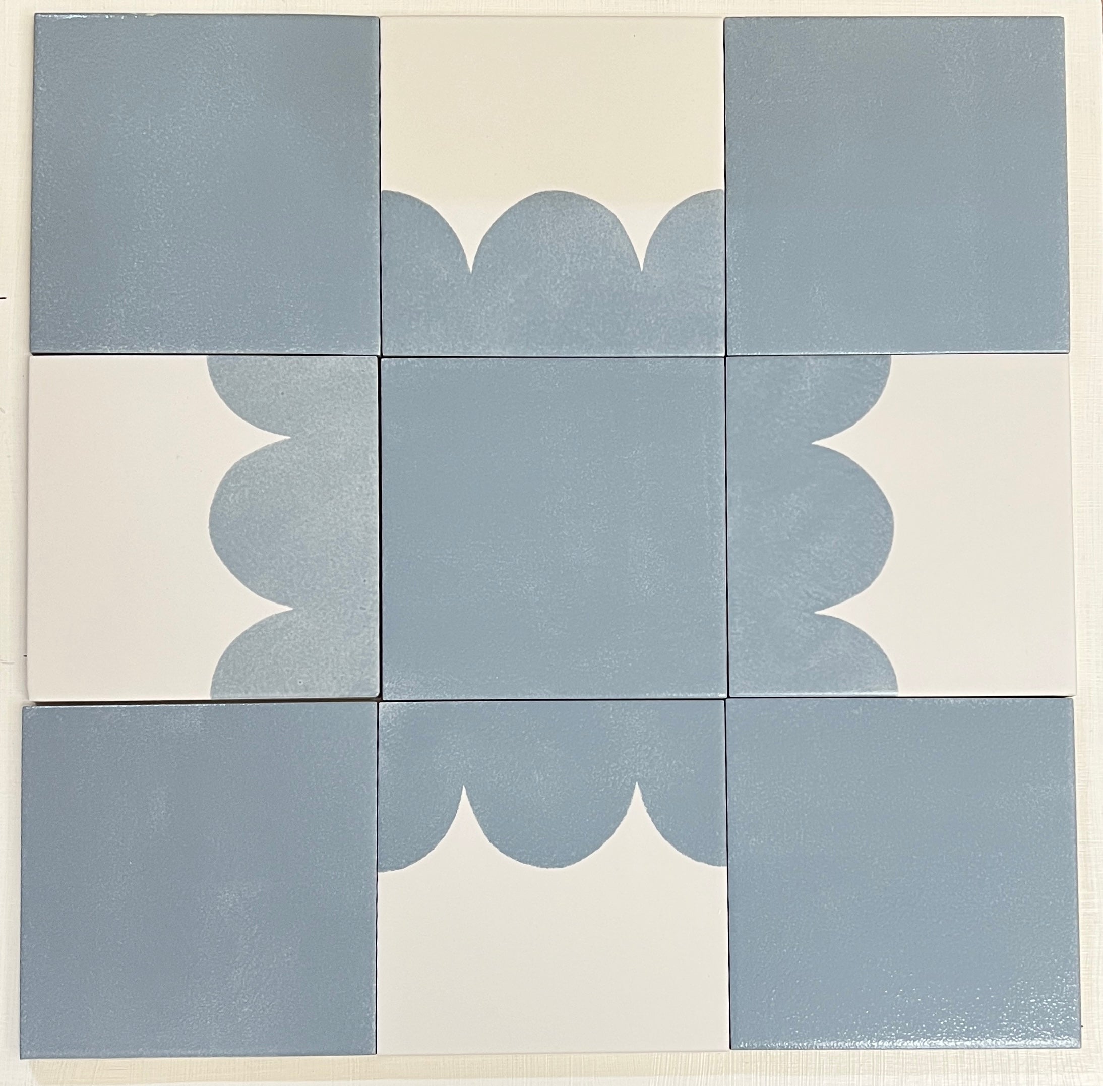 Seconds - Calico Scallop Floor Tile Mix in Speedwell (Gloss)