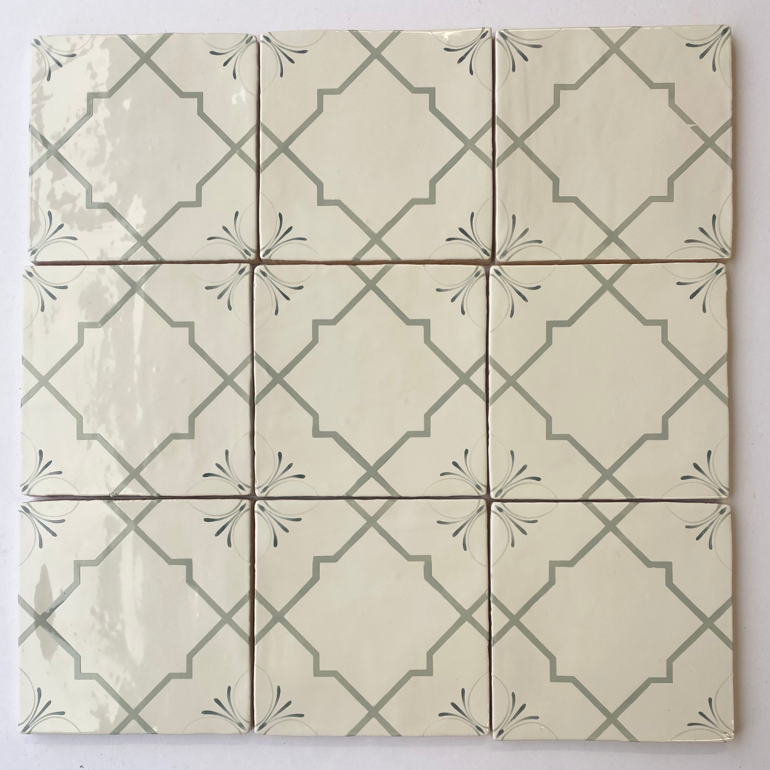 Seconds - Safran Trellis Moor on English
