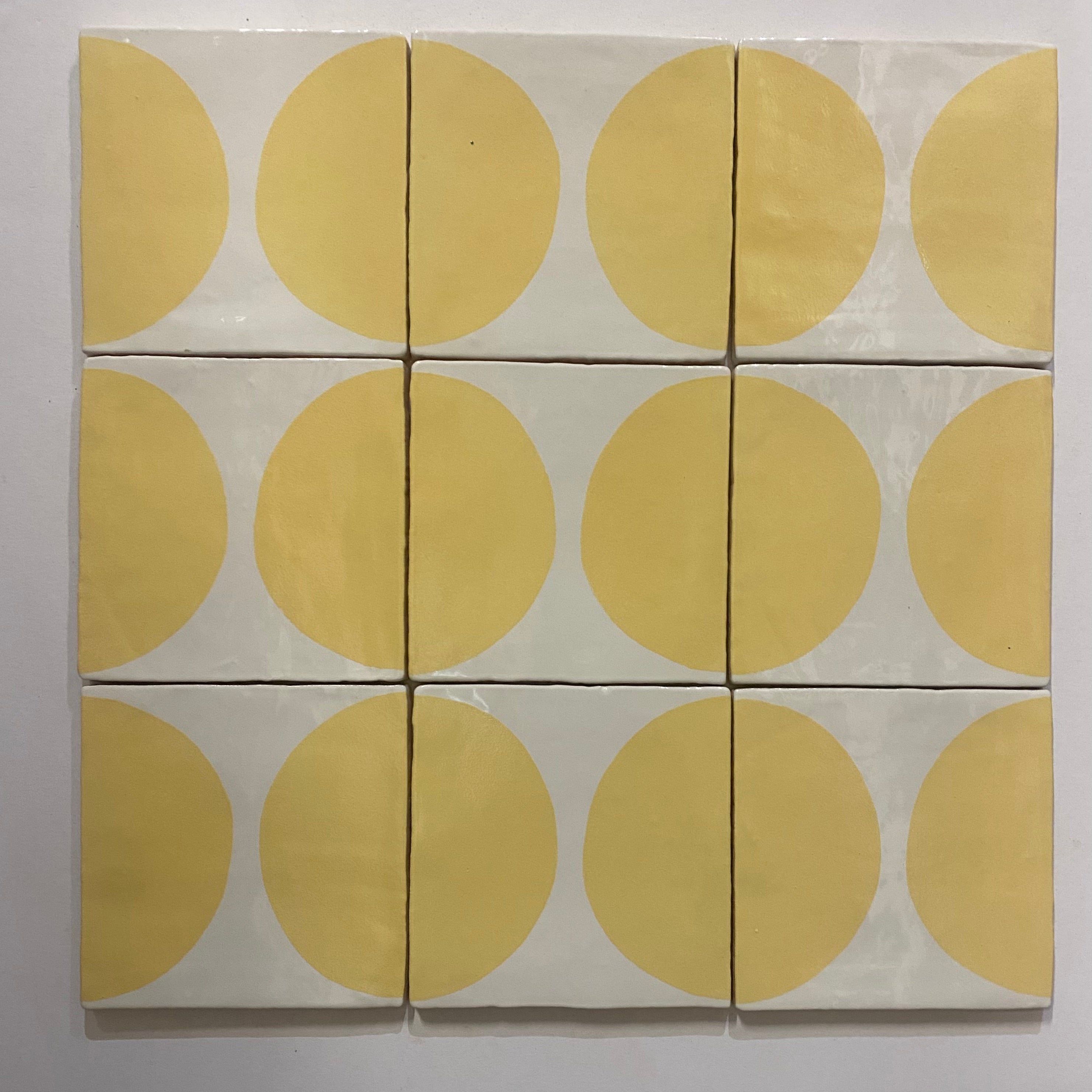 Seconds - Arc Primrose on English White