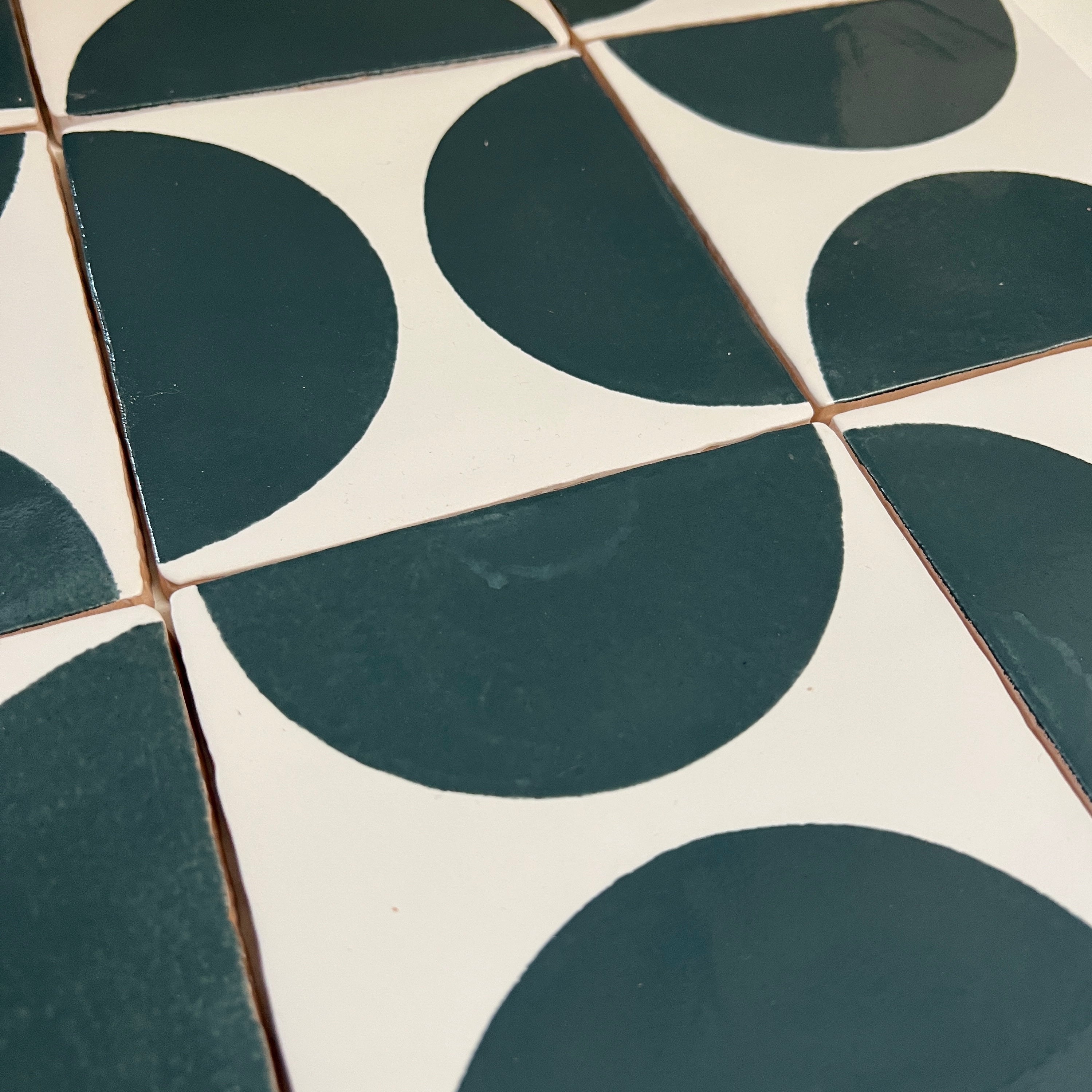 Seconds - Arc Cornish Slate on Chalk