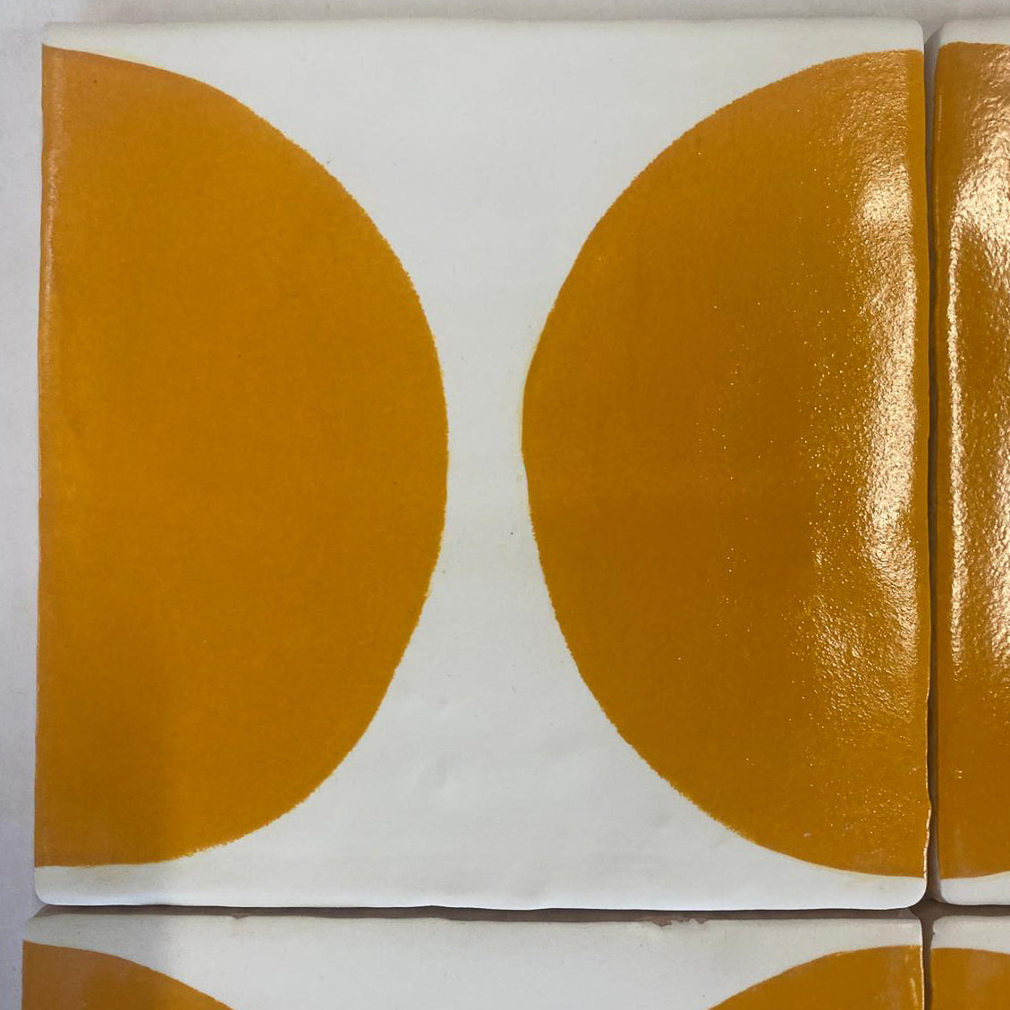 Seconds - Arc English Mustard on Chalk