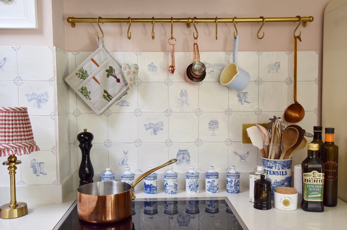 Cotswolds Delft with a German twist