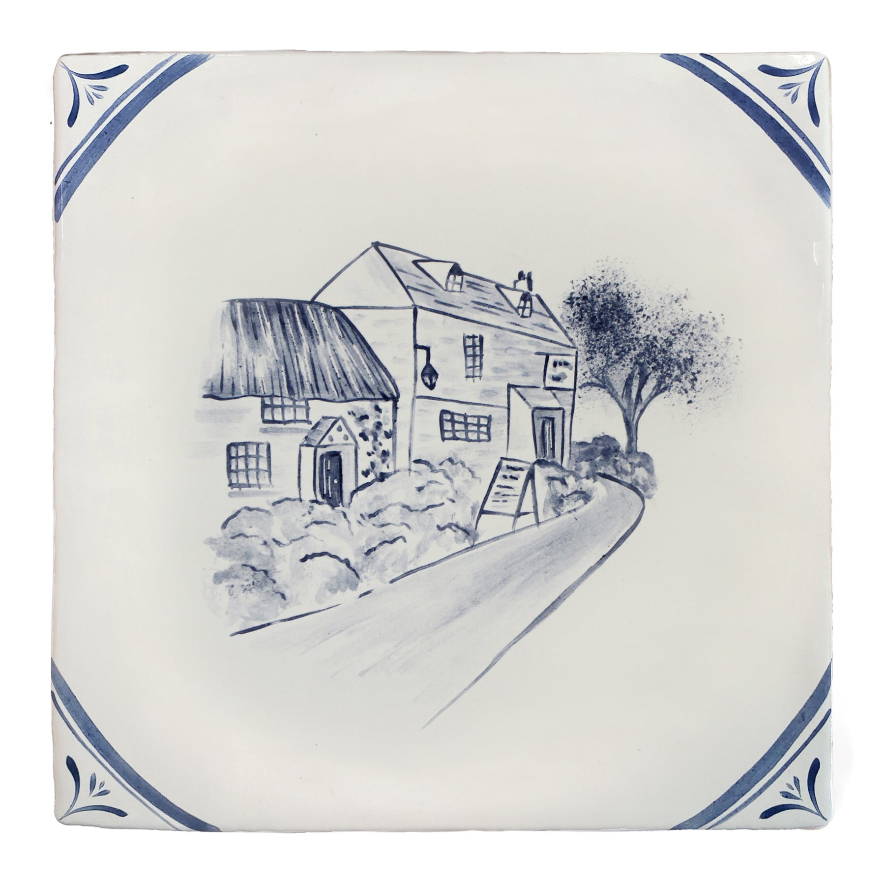 Cotswold Delft Fawkland Arms