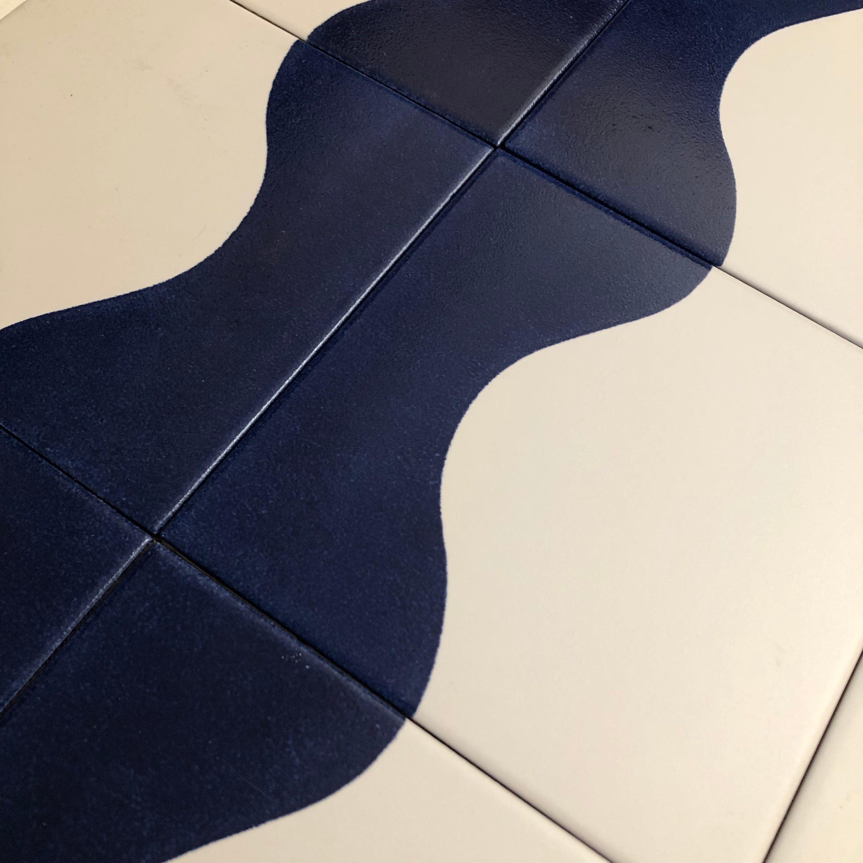 Seconds - Calico Wave Navy Floor Tile (Gloss Finish)