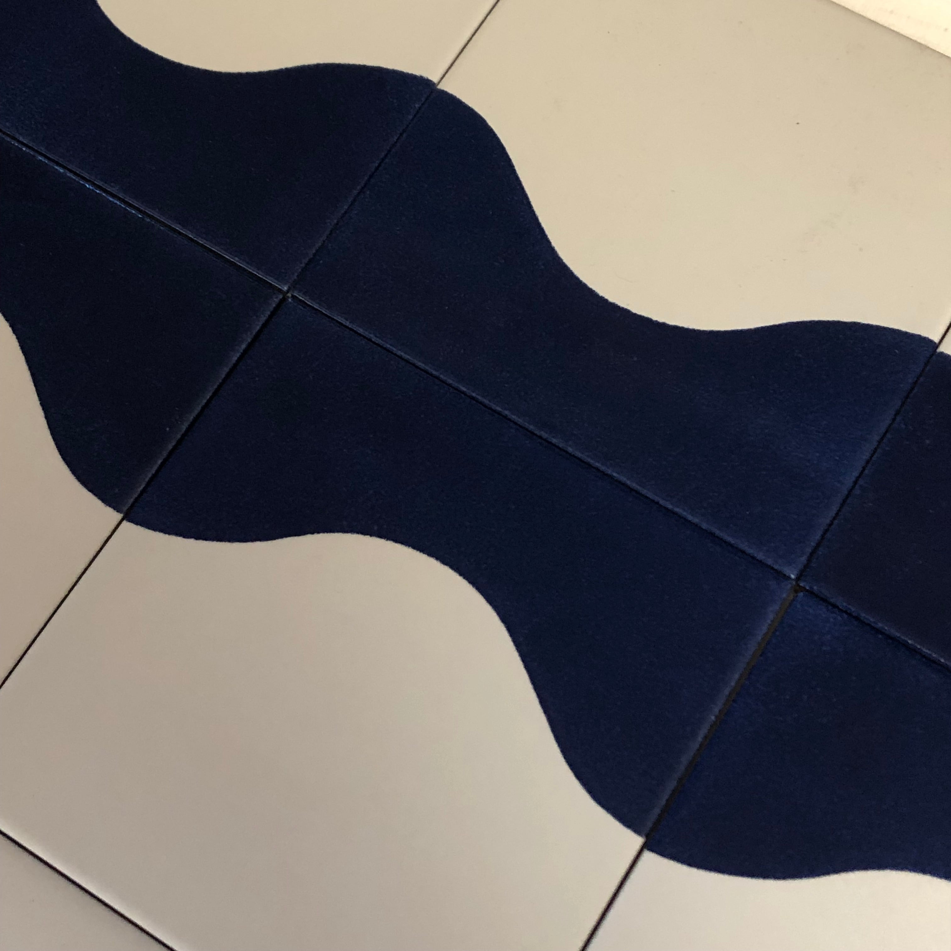 Seconds - Calico Wave Navy Floor Tile (Gloss Finish)