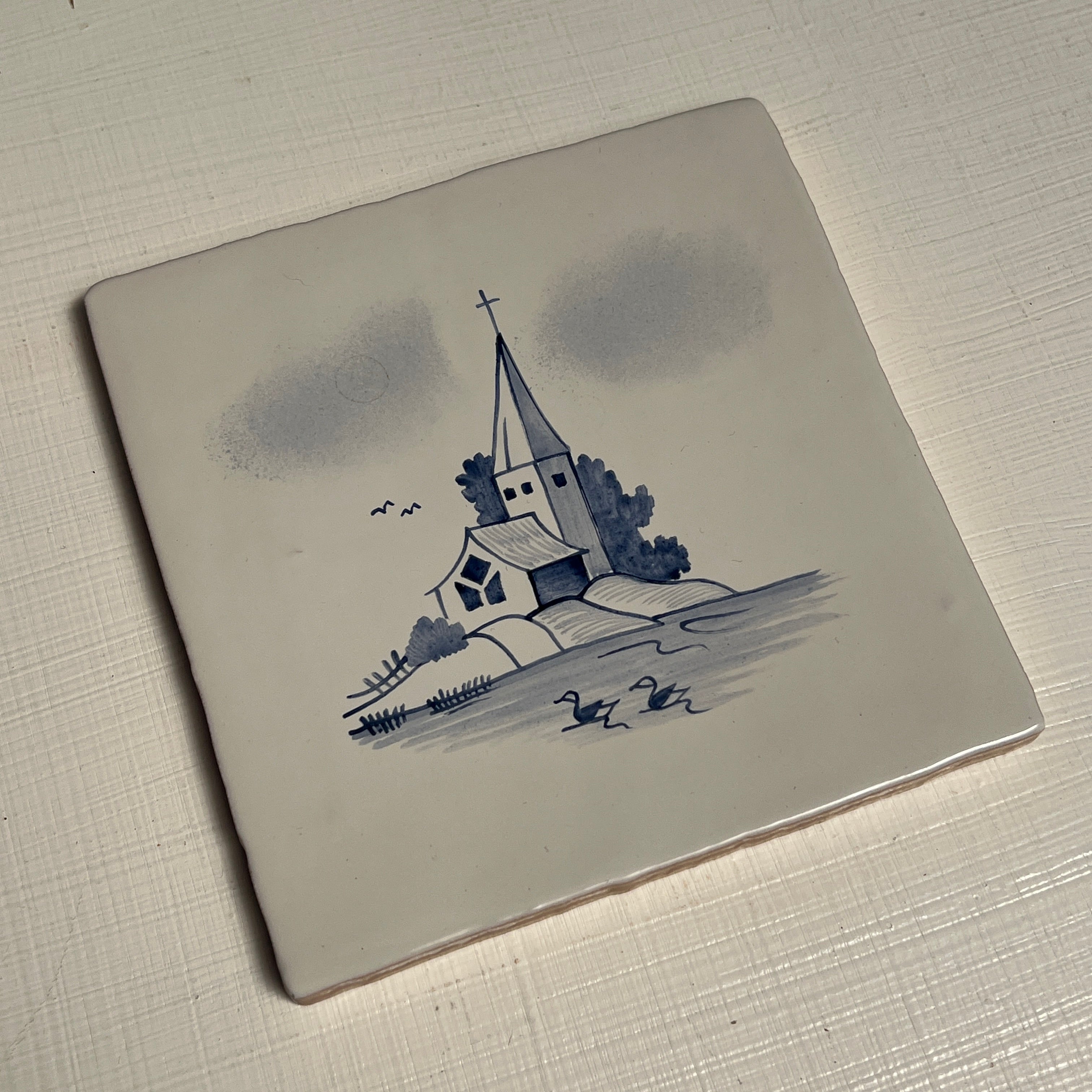Seconds -  English Delft Chapel on English (No Corners)