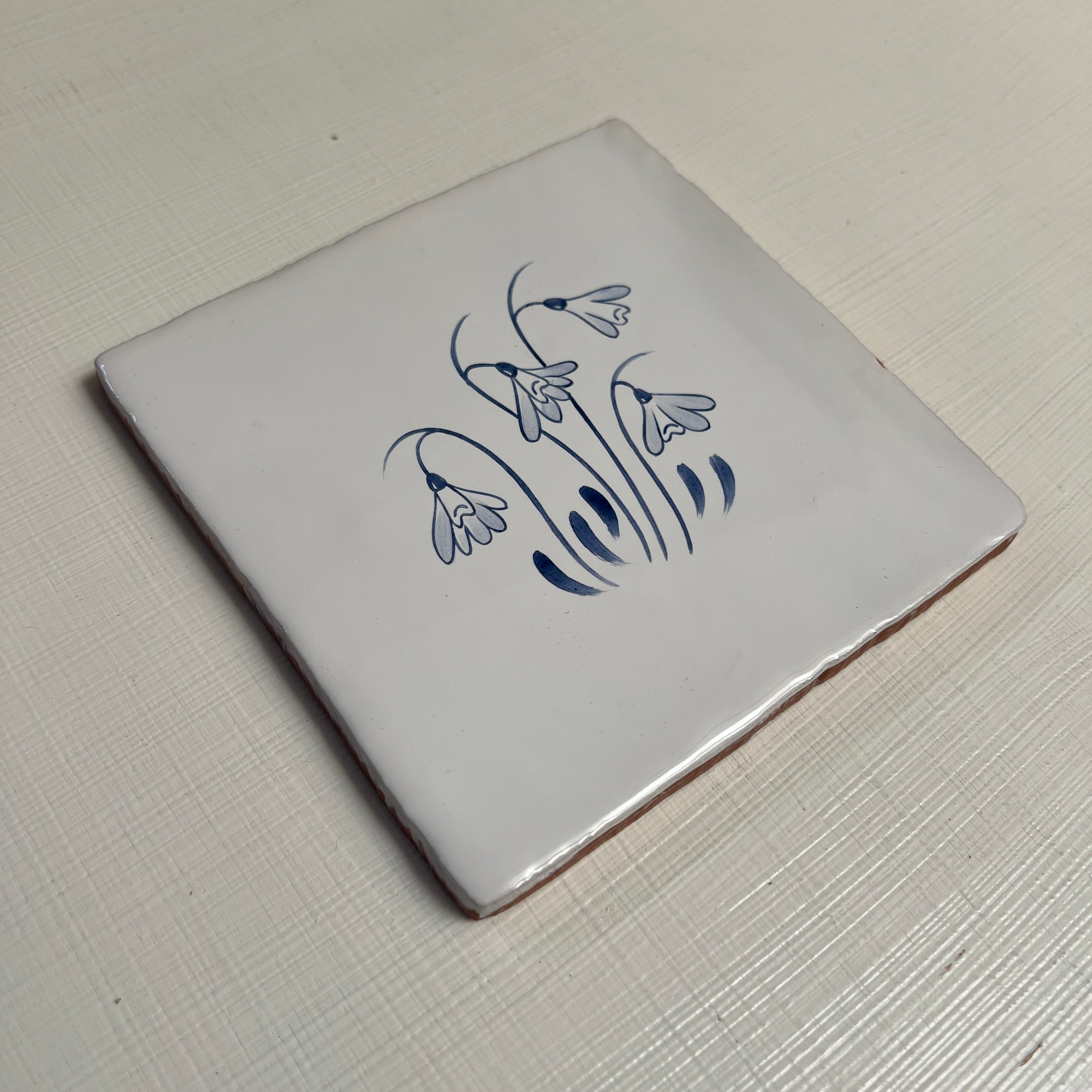 Seconds - English Delft Snowdrop on Cornish (No Corners)