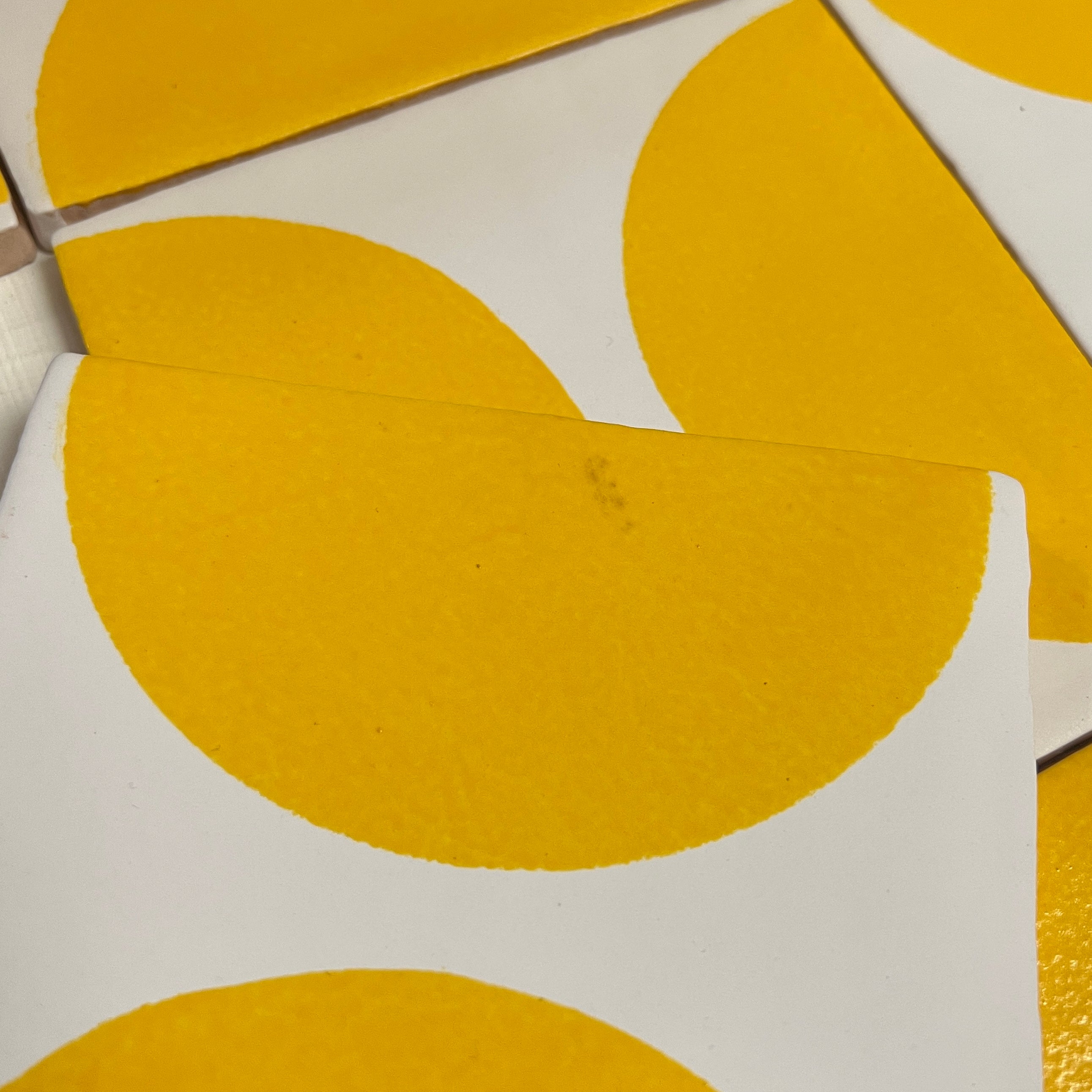 Seconds - Arc Lemon on Chalk