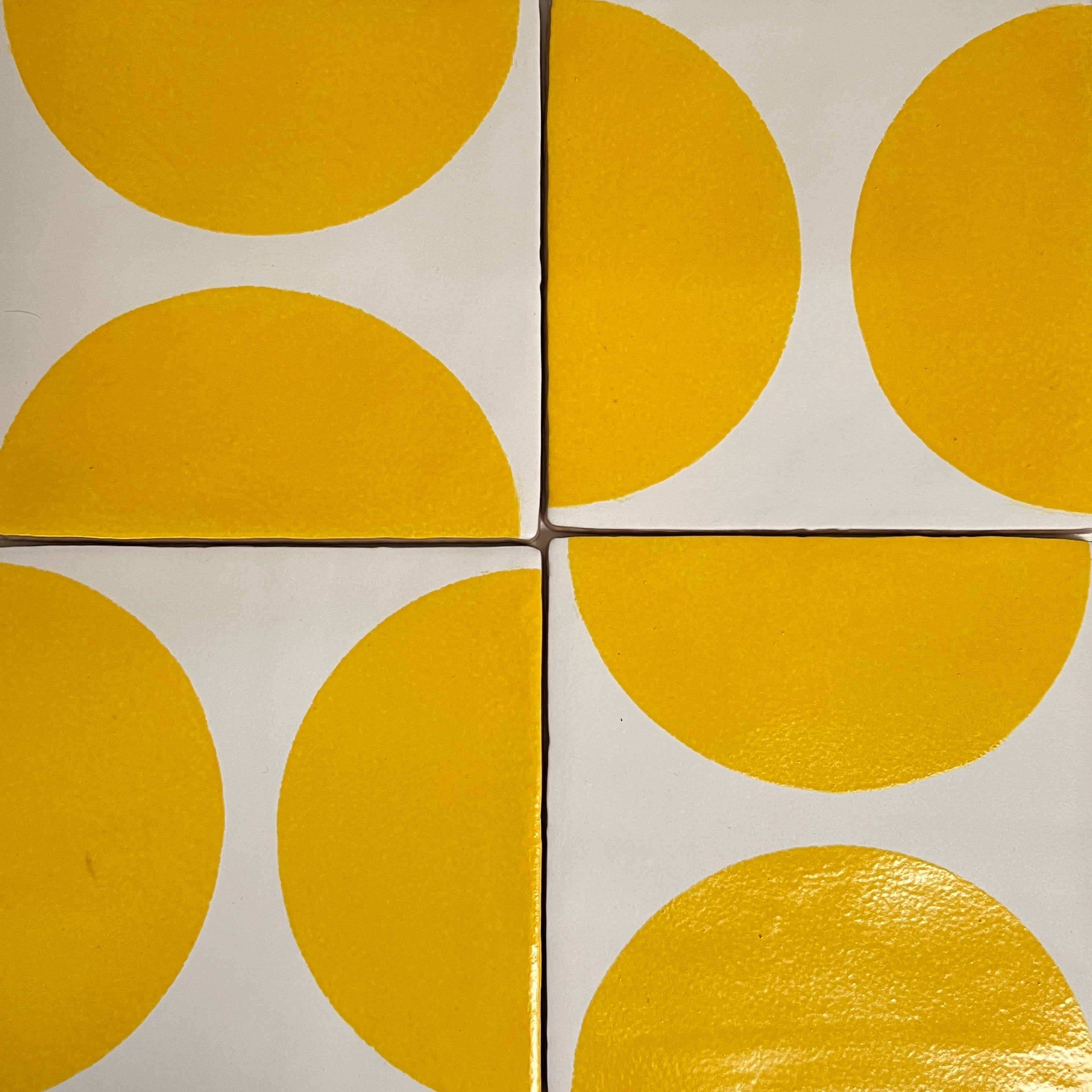 Seconds - Arc Lemon on Chalk