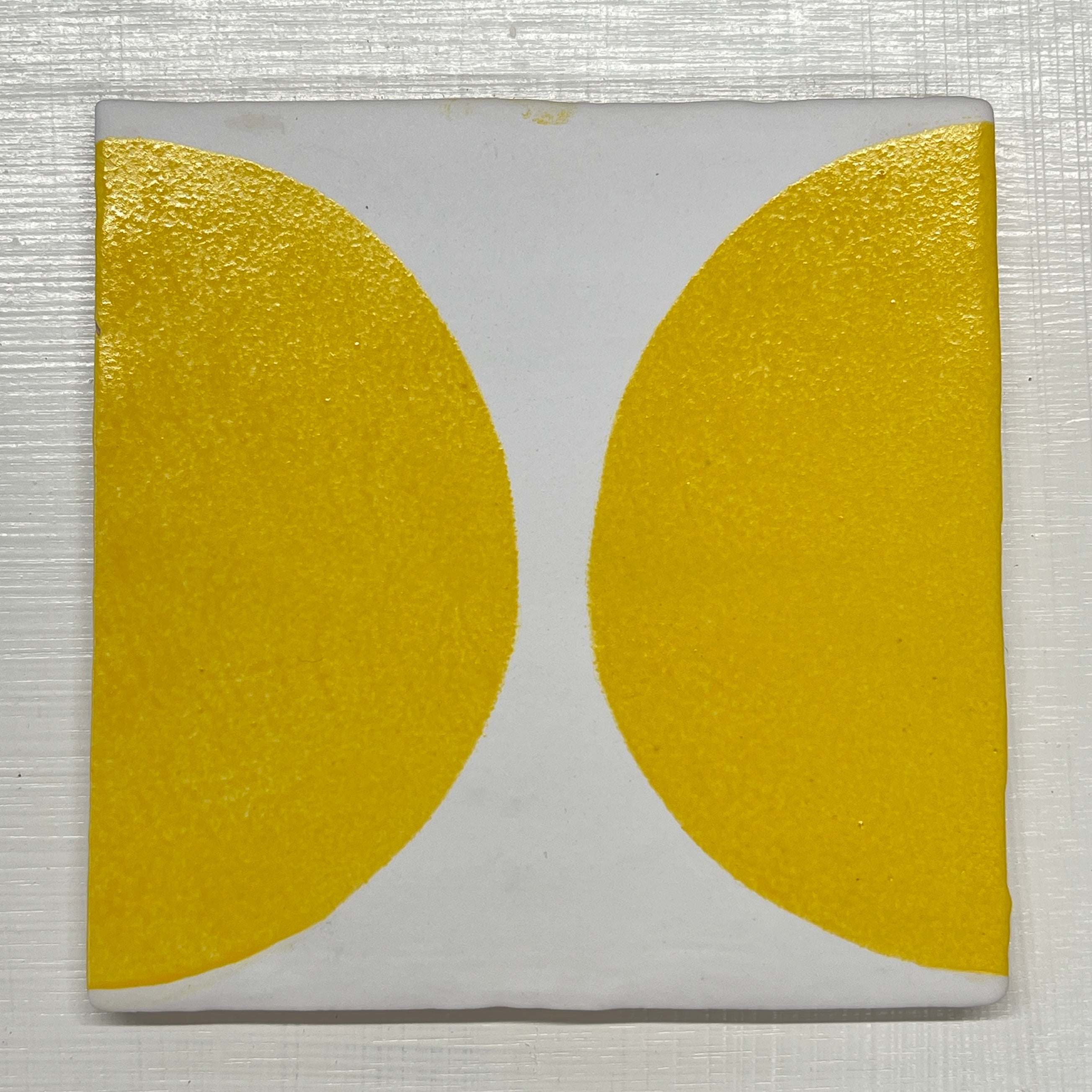 Seconds - Arc Lemon on Chalk