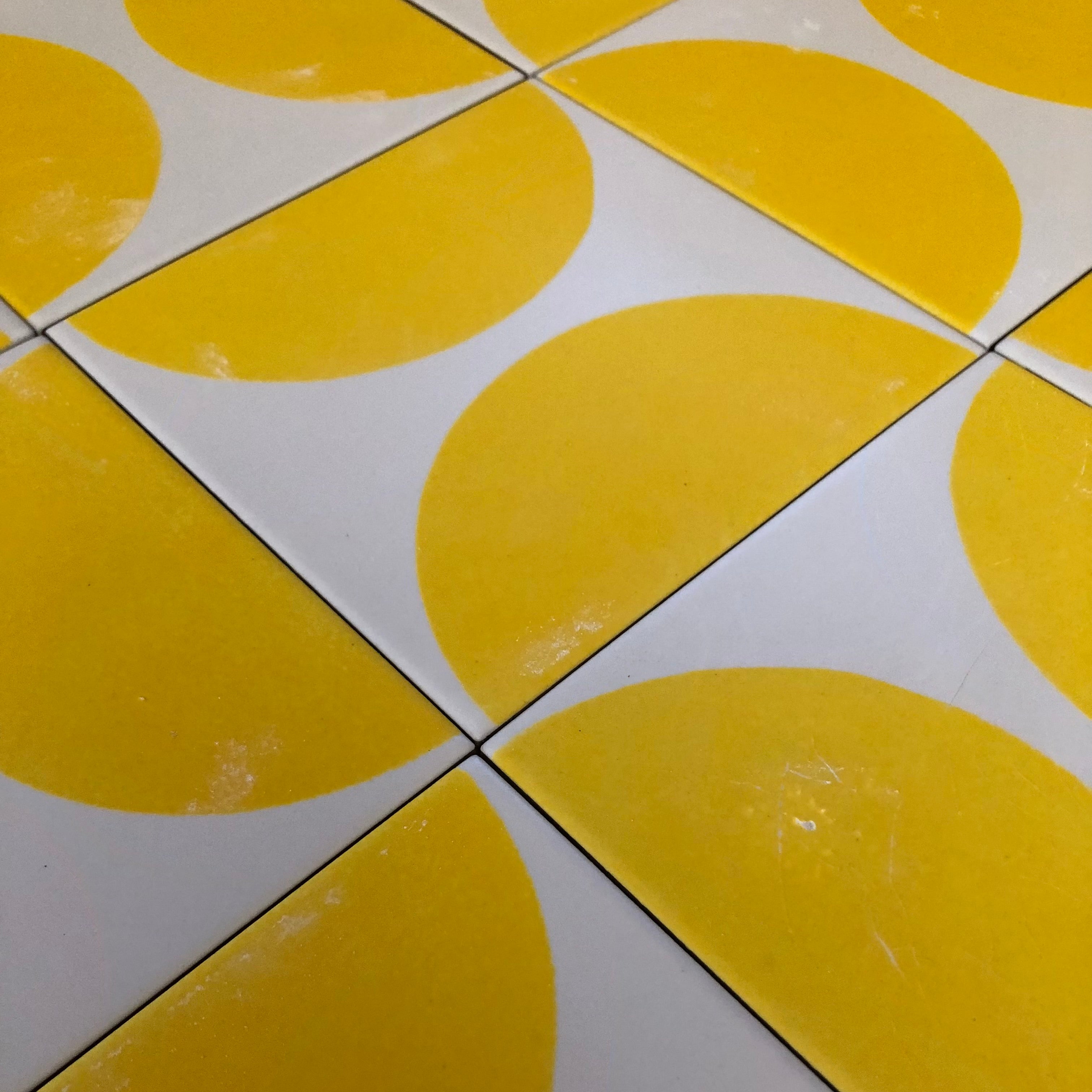 Seconds - Arc Lemon Floor (Matt Finish)