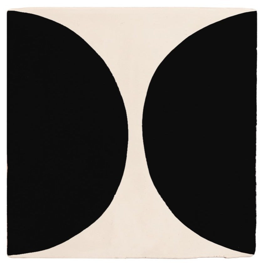 Arc Black Tile
