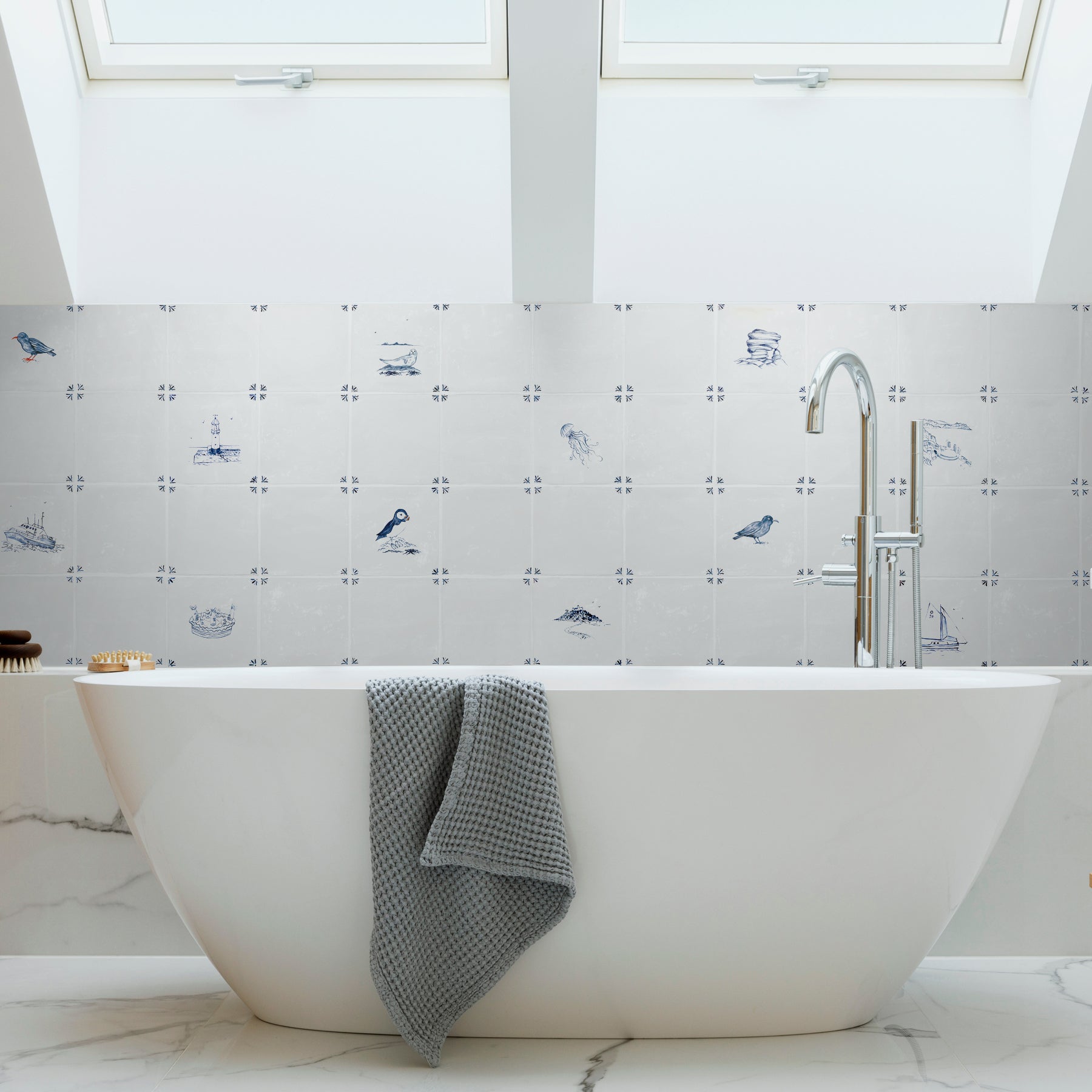 Cornish Delft Mackerel hand painted tile bathroom wall design