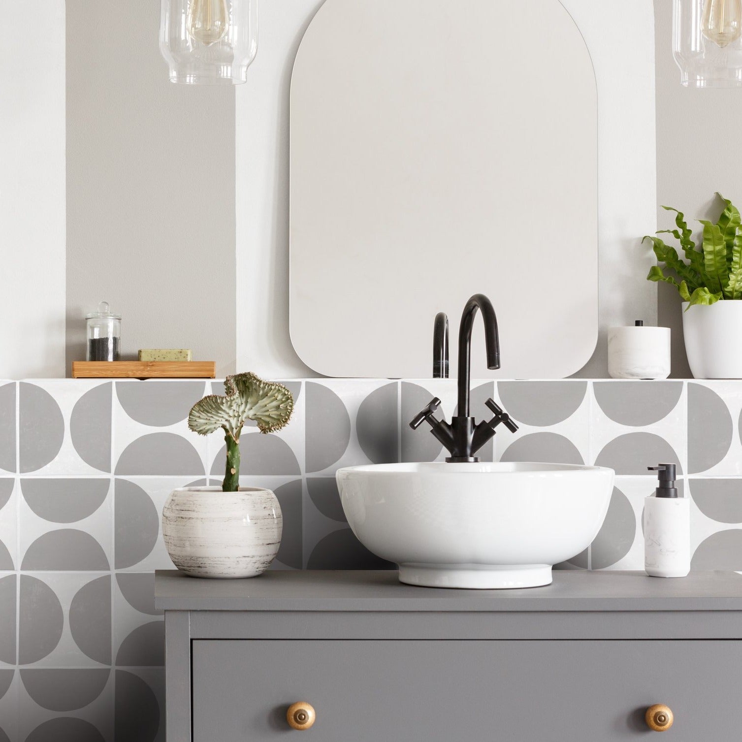 Arc Pebble Grey wall tiles