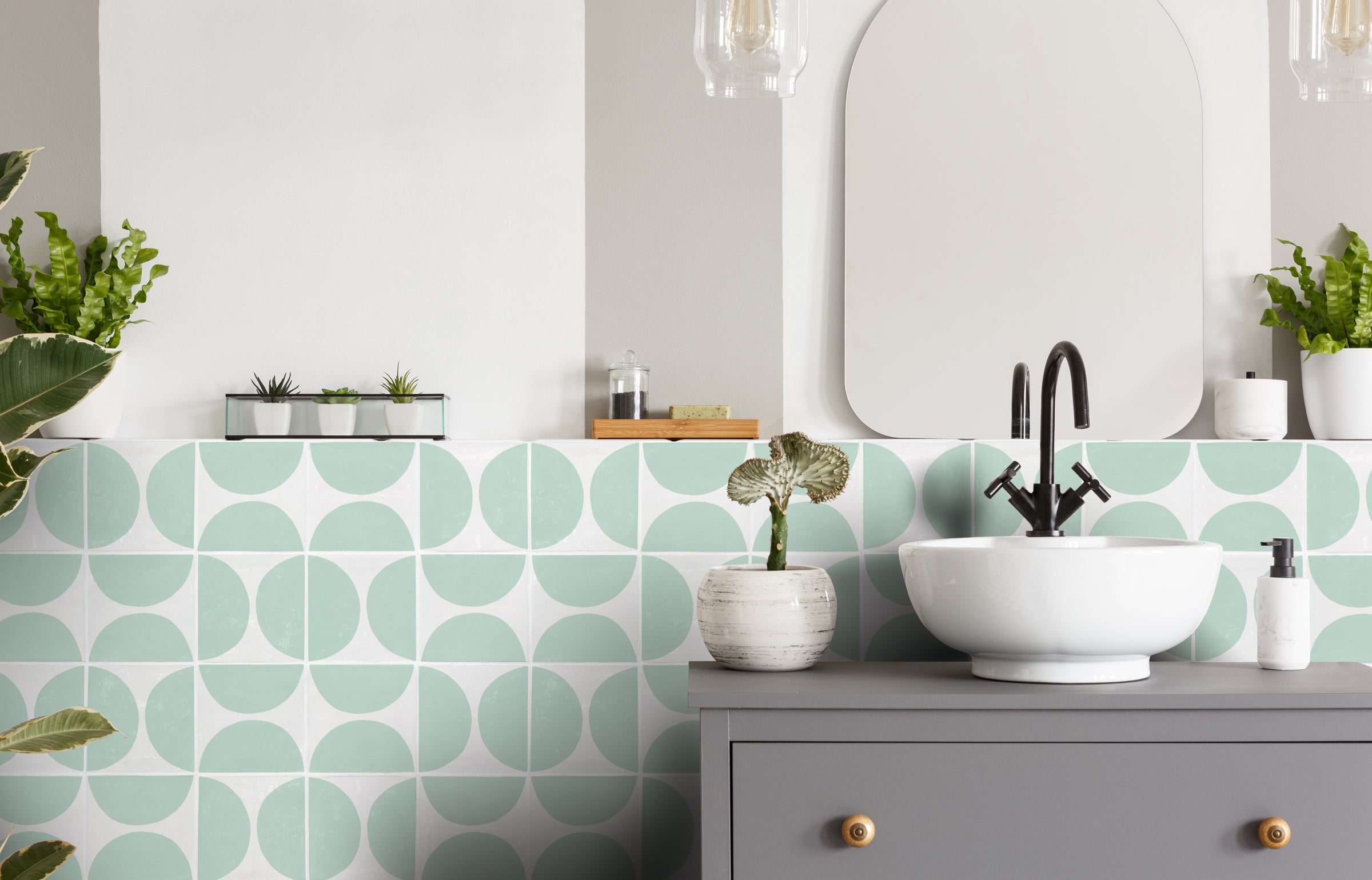 Arc Topaz bathroom tiles